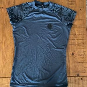Rip curl women’s short sleeve rash guard